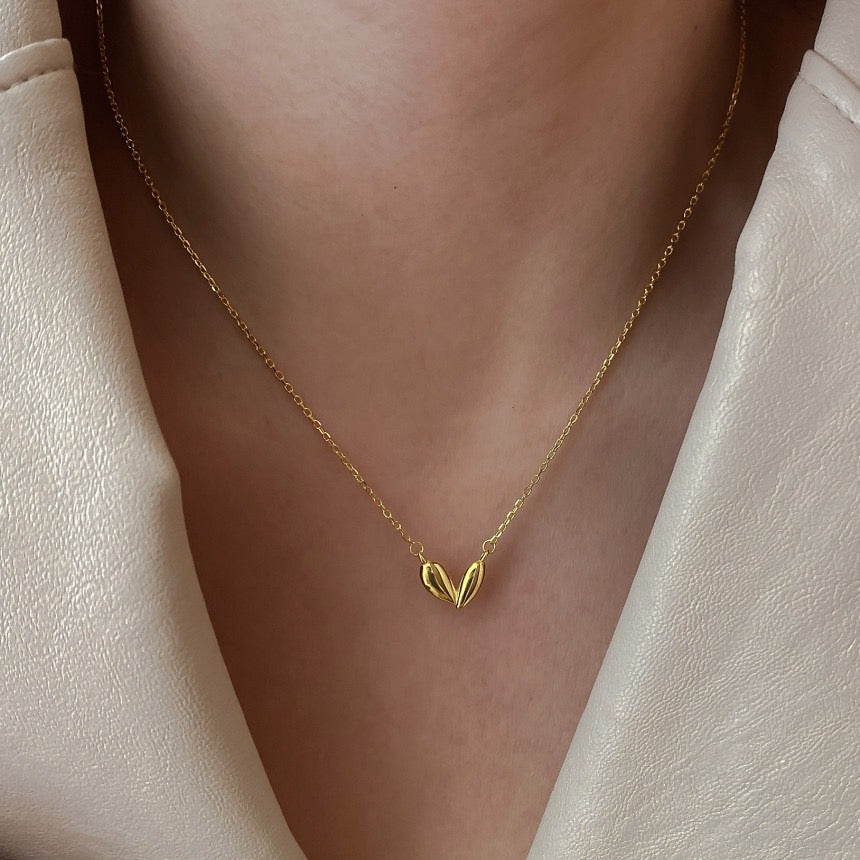 S925 Sterling Silver Petite Heart Necklace – 18K Gold Plated Minimal Pendant